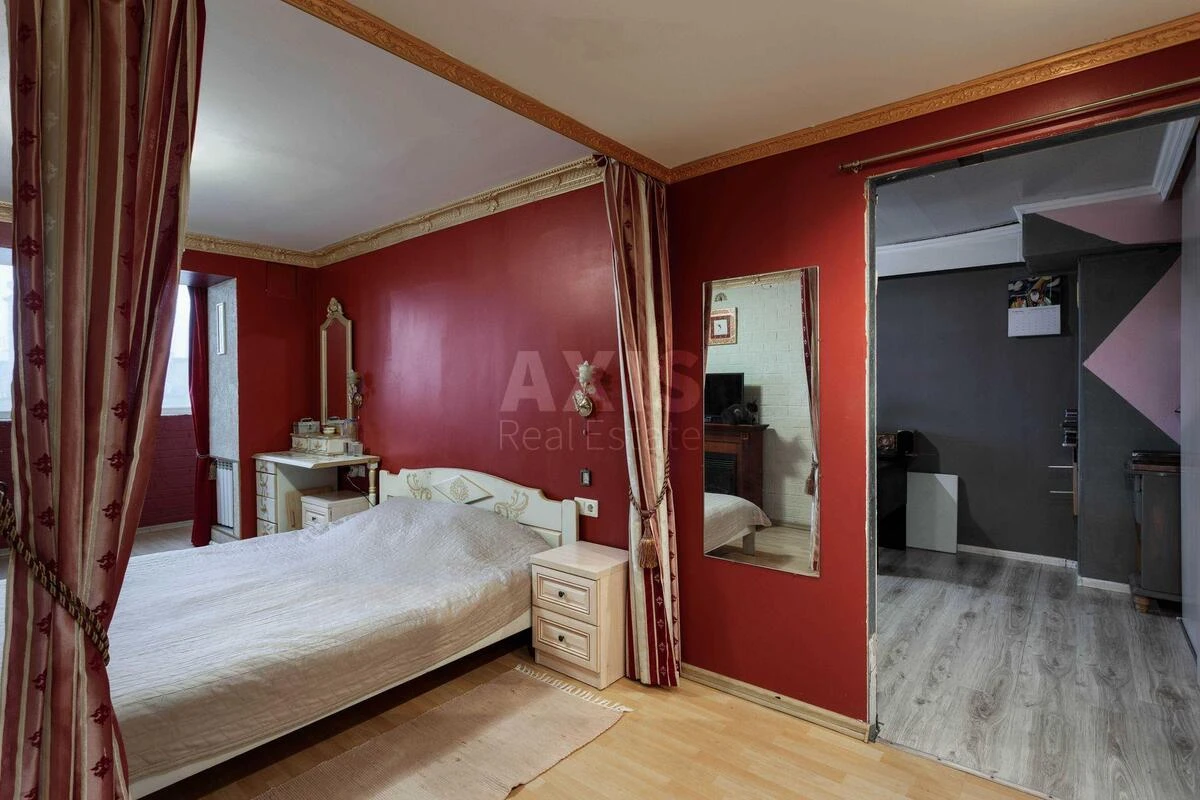 5к квартира пр-т Берестейский 89709418