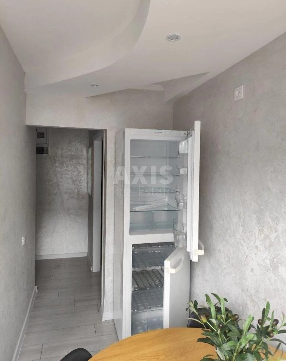 2k apartment bul. Verhovnoi' Rady 26Б695981