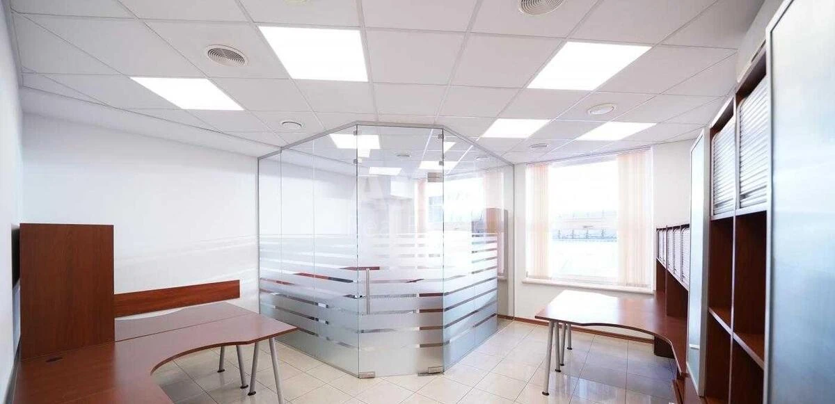 Office vul. Velyka Vasyl'kivs'ka 72, 138m269950