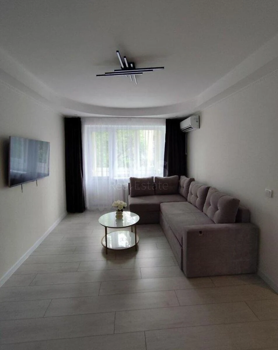 2k apartment bul. Verhovnoi' Rady 26Б695982