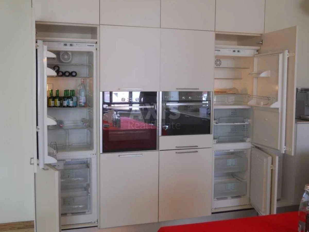 4k apartment pr-t Volodimira Іvasyuka 46998619
