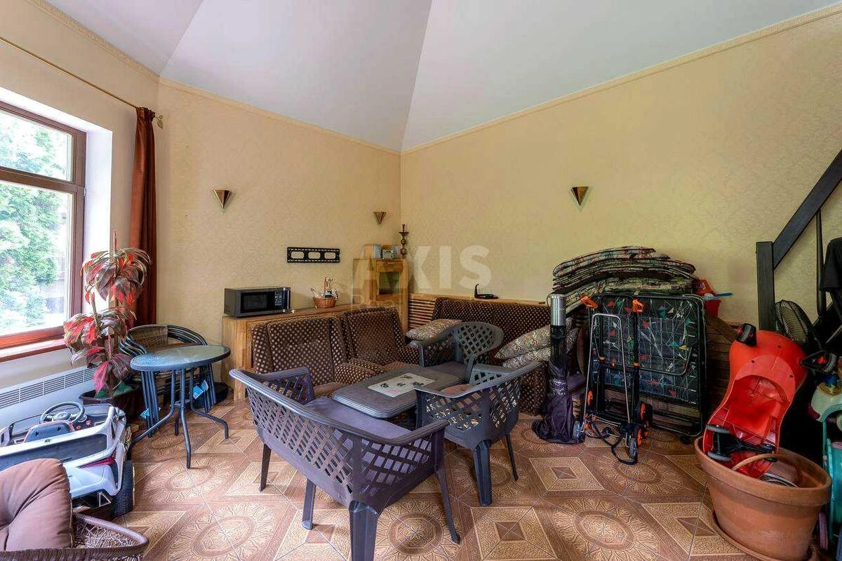 Дoм ул. Улитина Ивана, 590м2, город Киев7150114