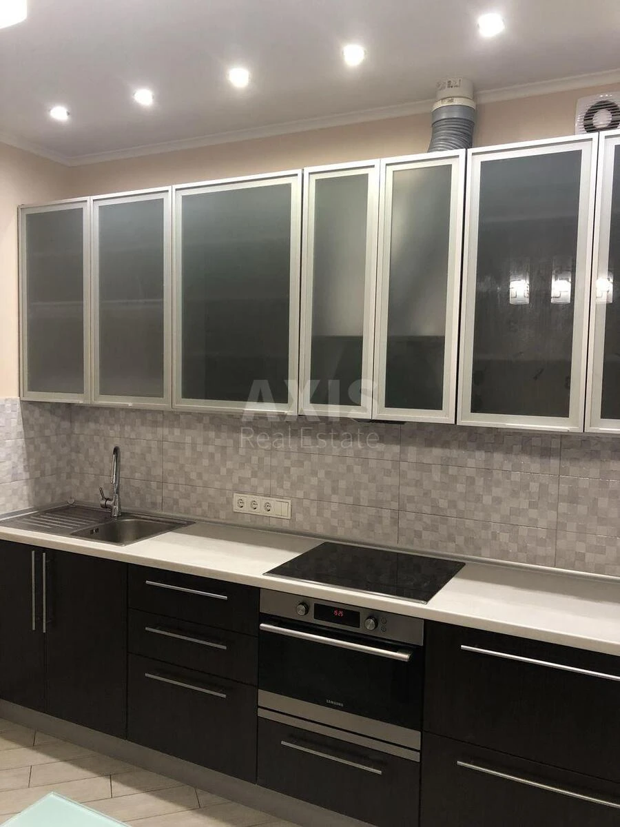 1k apartment pr-t Bazhana Mykoly 8Б700781