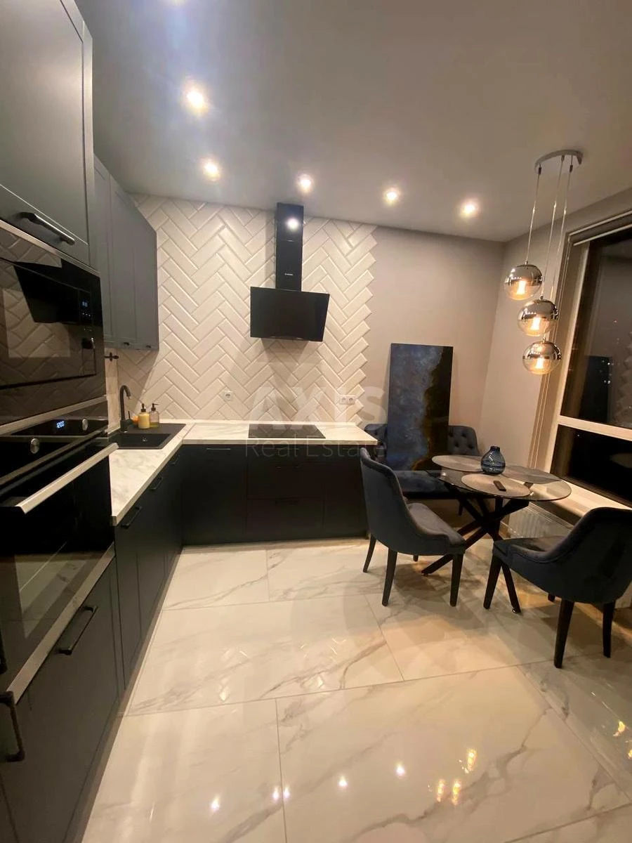 2к квартира ул. Осокорская 2А684497