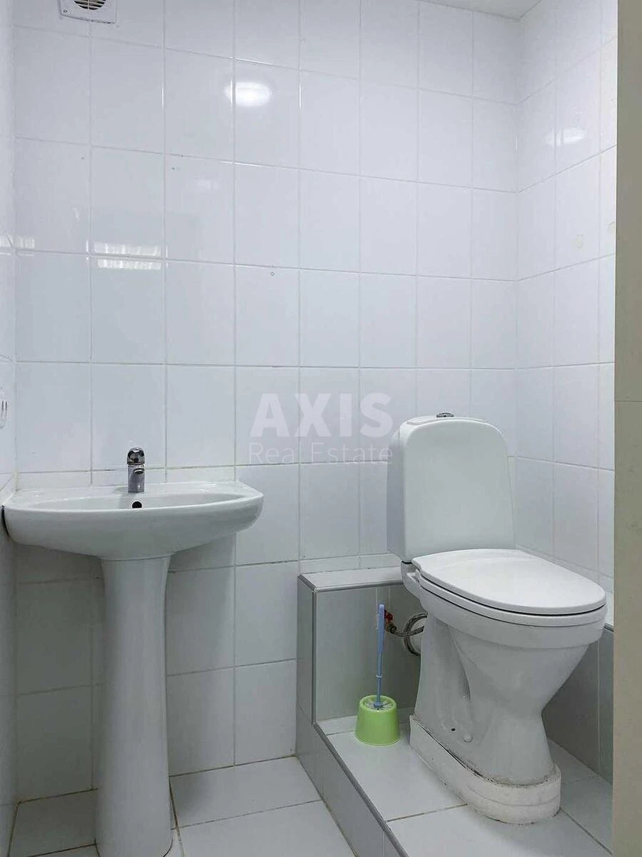 Офис ул. Пимоненко Николая 13, 89м2699496