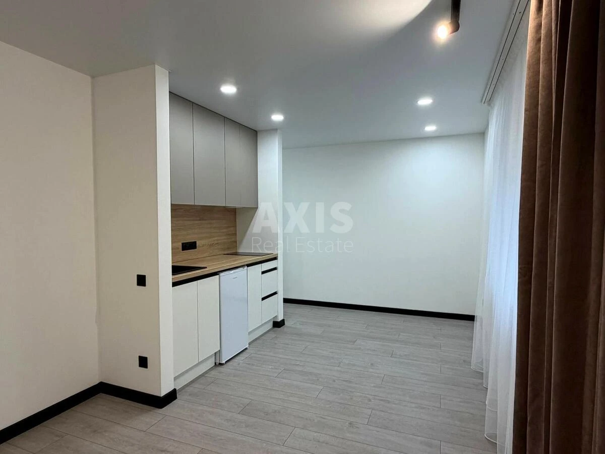 1k apartment pr-t Leonida Kadenyuka 9689403