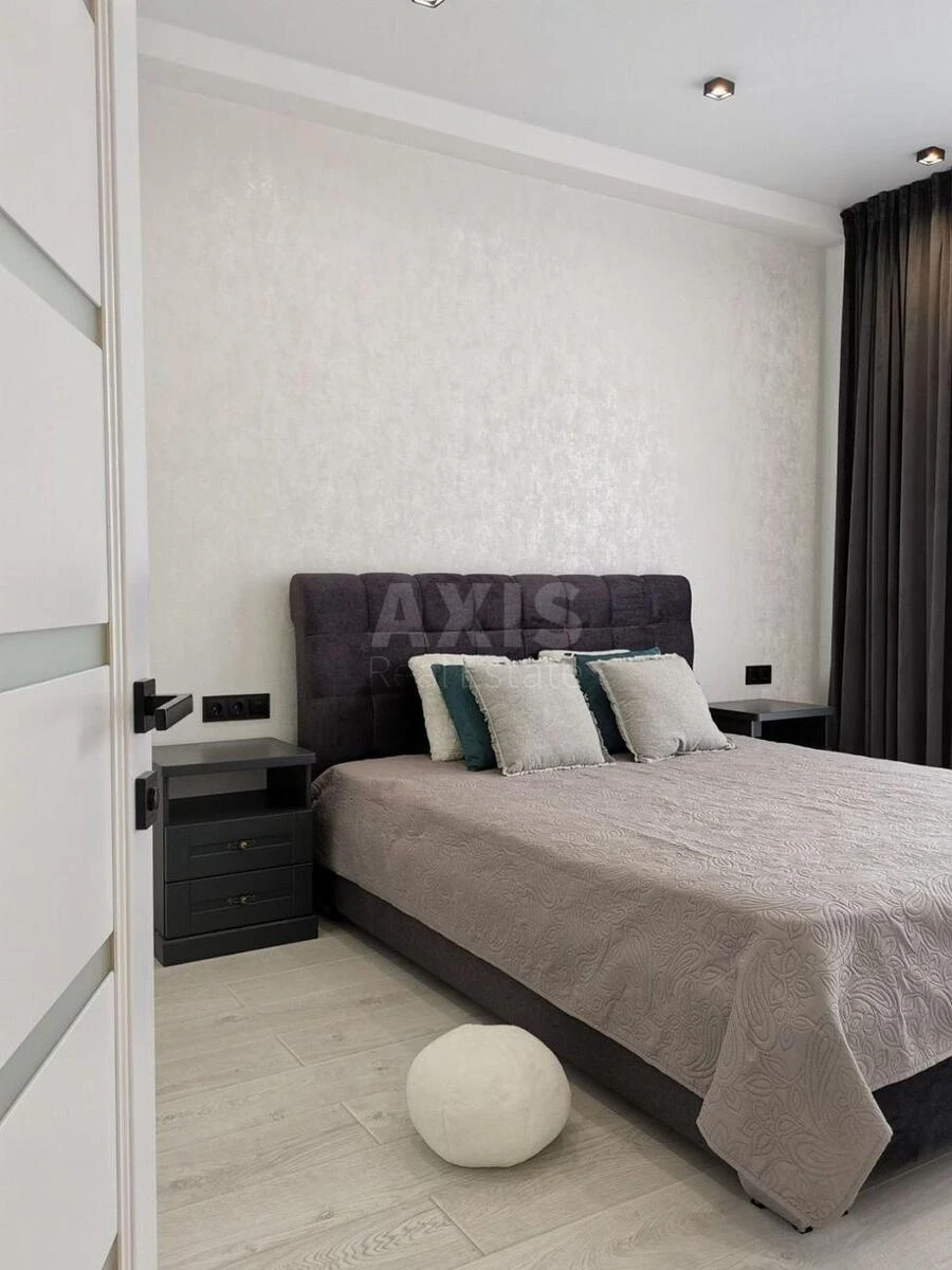 2к квартира ул. Михаила Максимовича 26Г690594