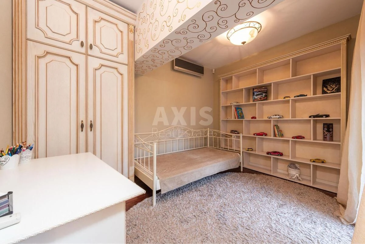 5к квартира ул. Антоновича 87009012
