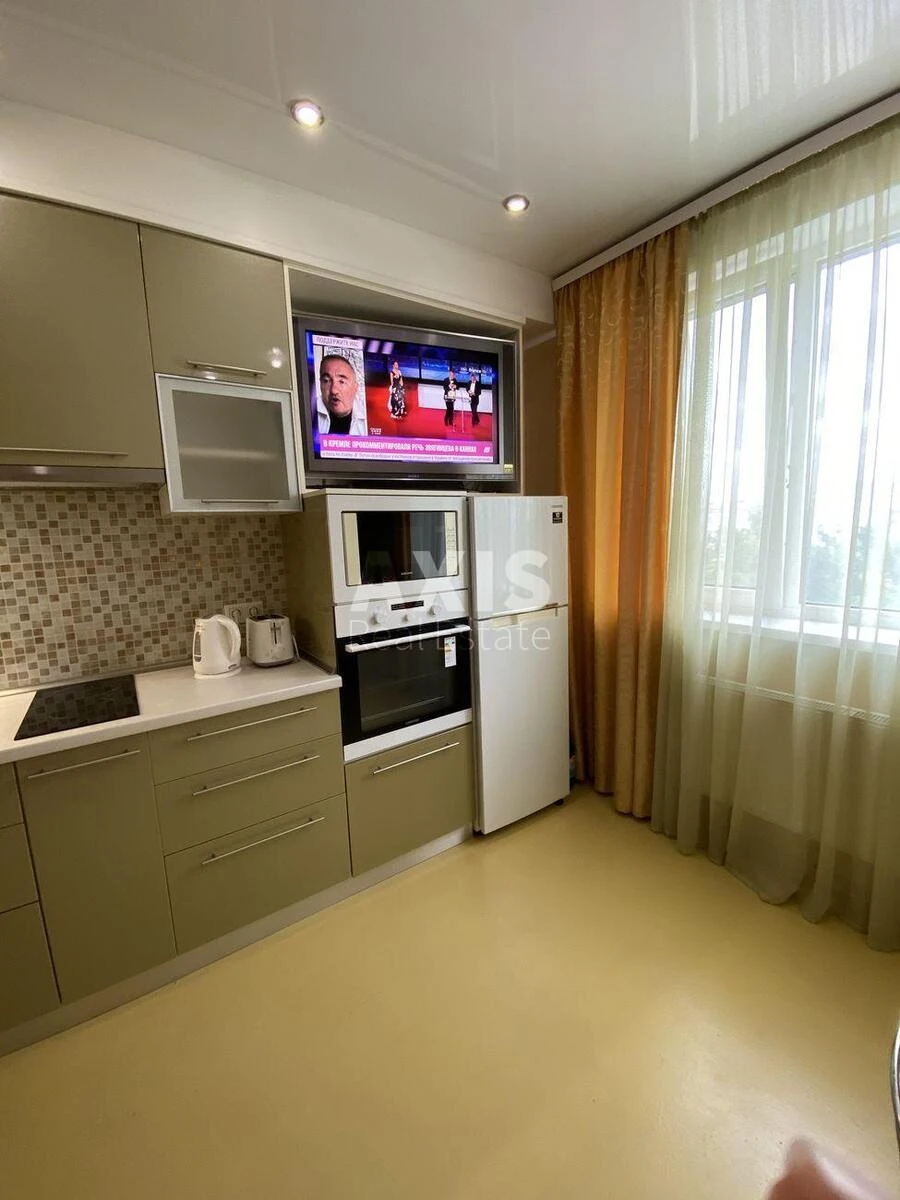 2k apartment vul. Mel'nykova fifty-one B68633