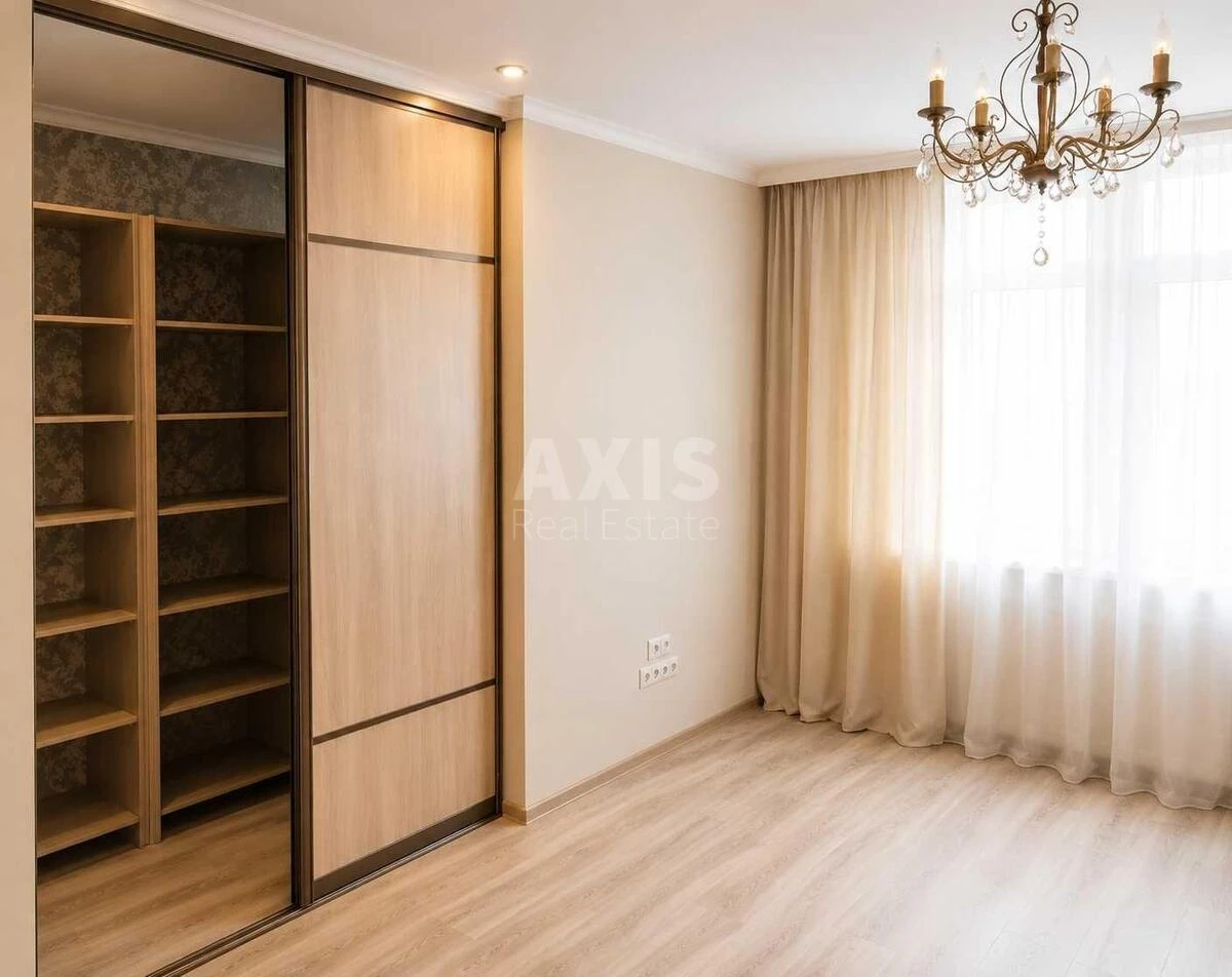 2к квартира ул. Ахматовой Анны 22696352
