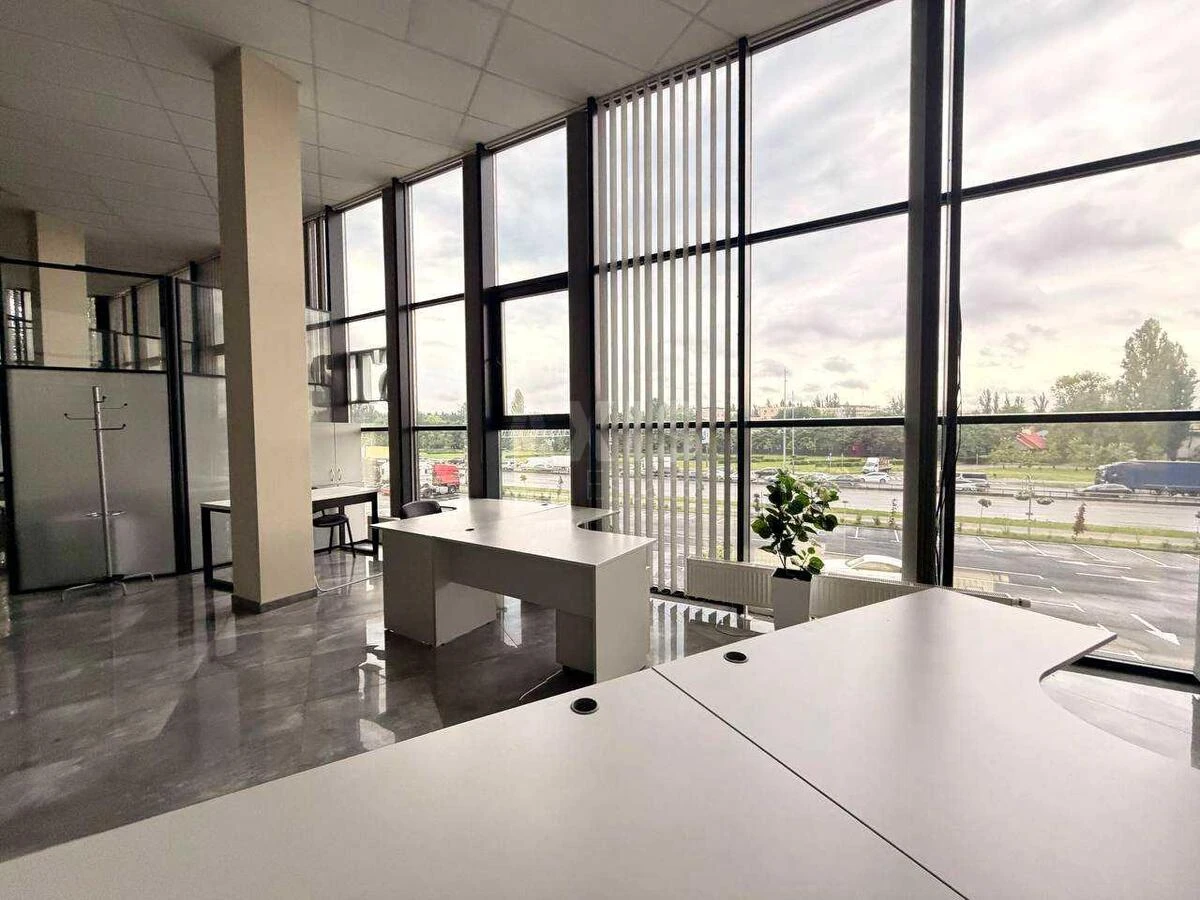 Office pr-t Bazhana Mykoly 17А, 365m2712806