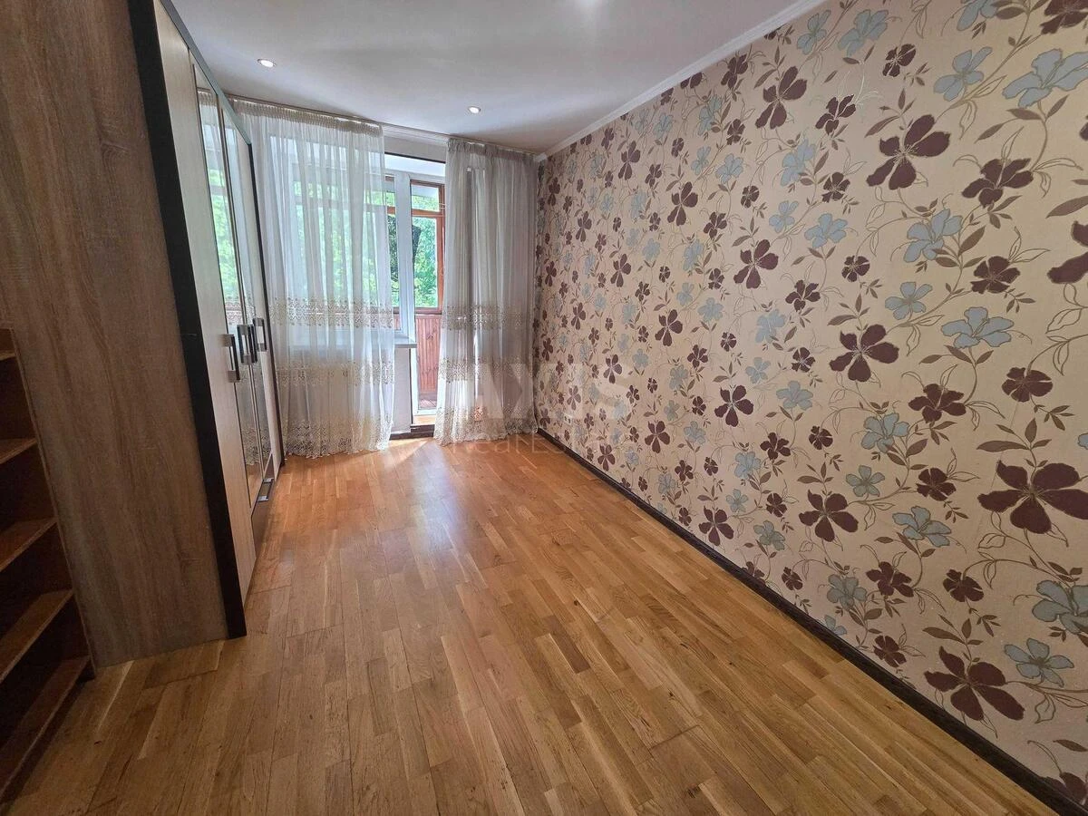 4k apartment vul. Novopol'ova 97А701034