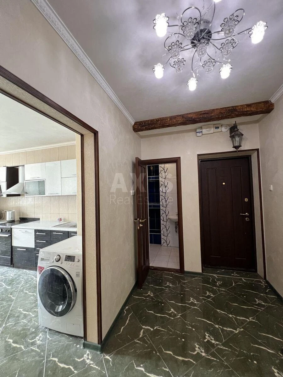 2k apartment vul. Sribnokil's'ka 1688233