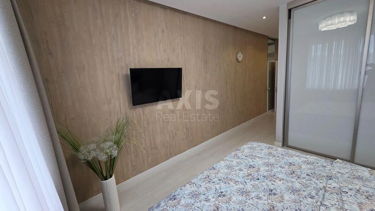 2k apartment nab. Dniprovs'ka 14688998