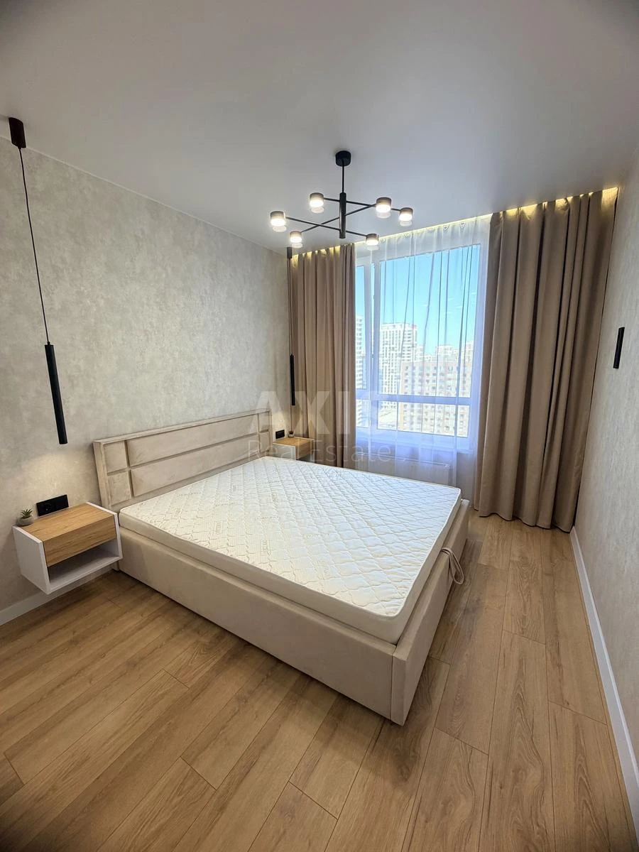 1к квартира ул. Всеволода Змиенко 3701313