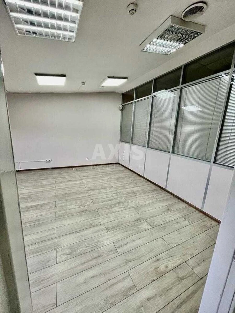 Офис пл. Космонавтов 4, 3000м2694616