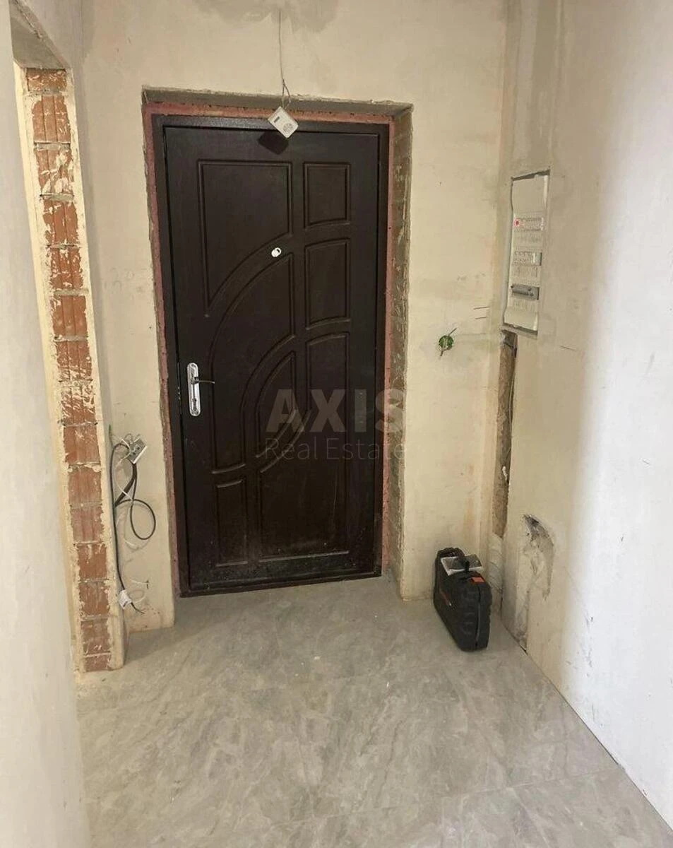 2к квартира ул. Кондратюка Юрия 16943512