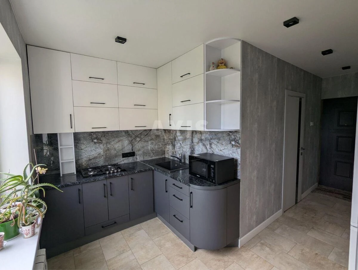 1k apartment vul. Horol's'ka 8/469680