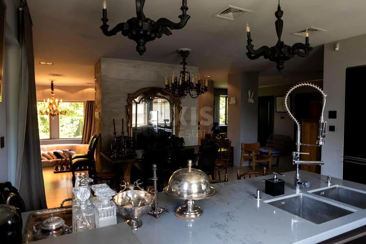House vul. Radchenka Petra, 397m2, Kyiv city6549211