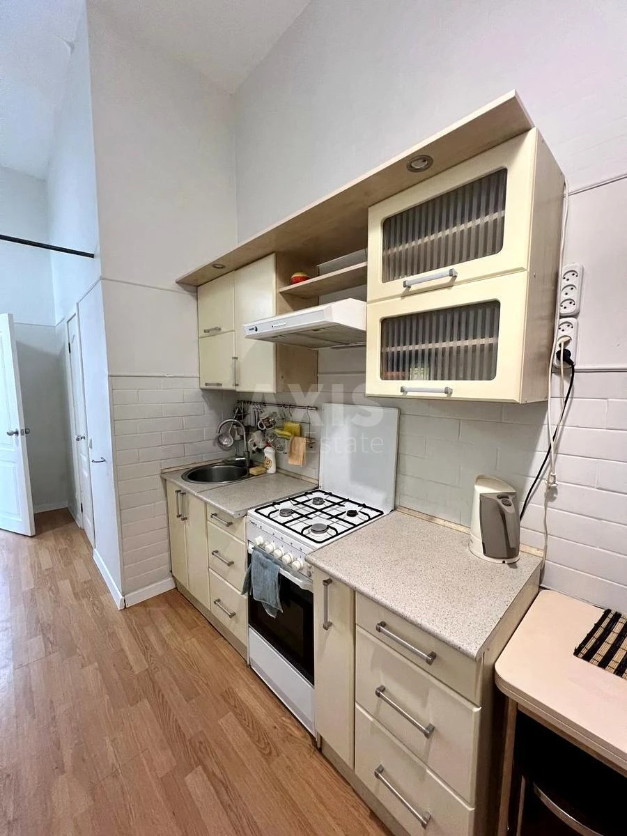 2k apartment vul. Mala Zhytomyrs'ka 16/370374