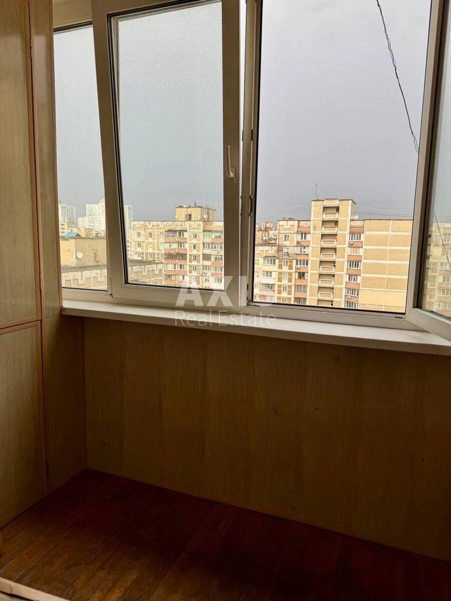 3к квартира ул. Oleksandry Ekster 14699704