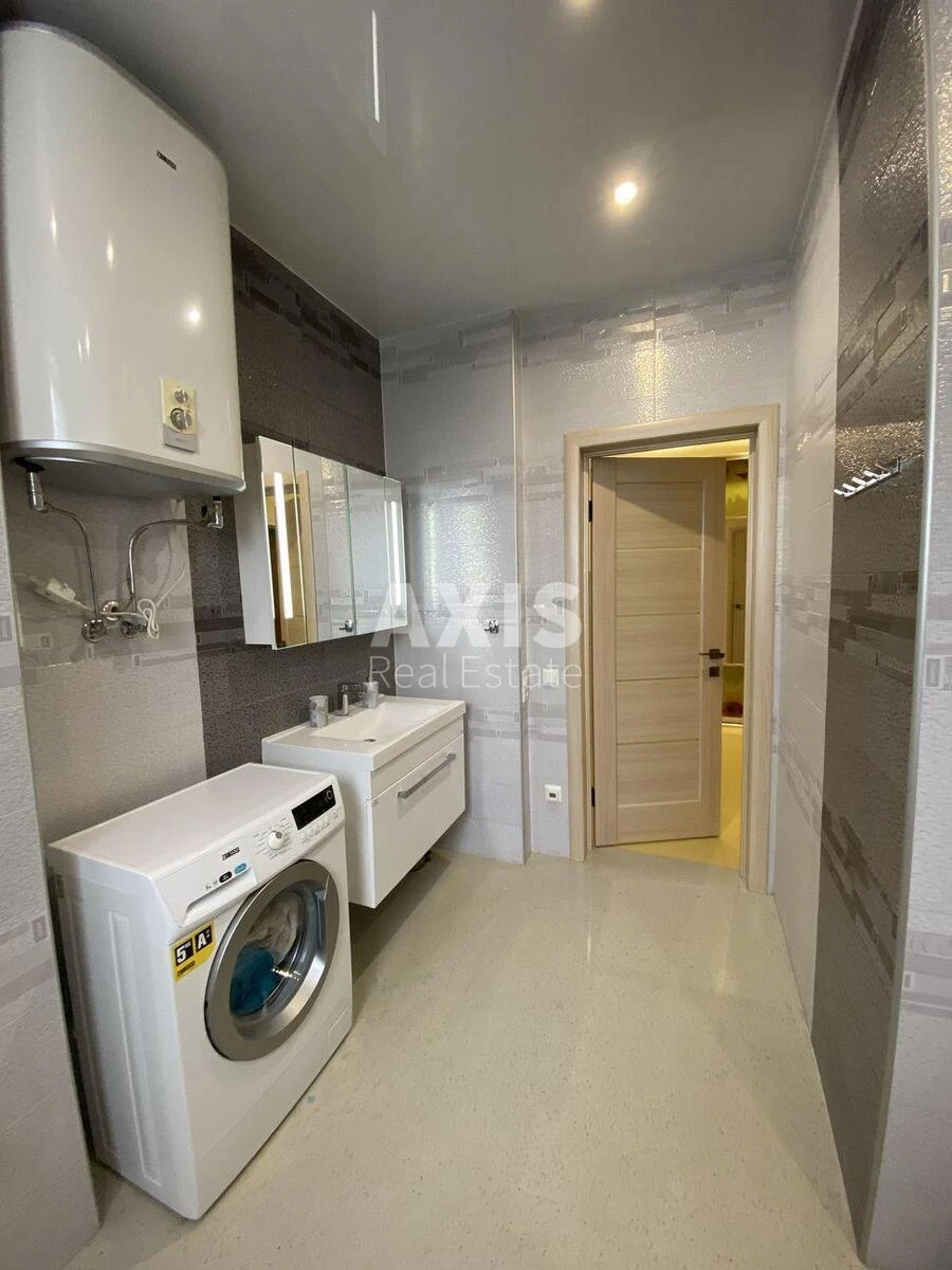 2k apartment vul. Mel'nykova fifty-one B686335