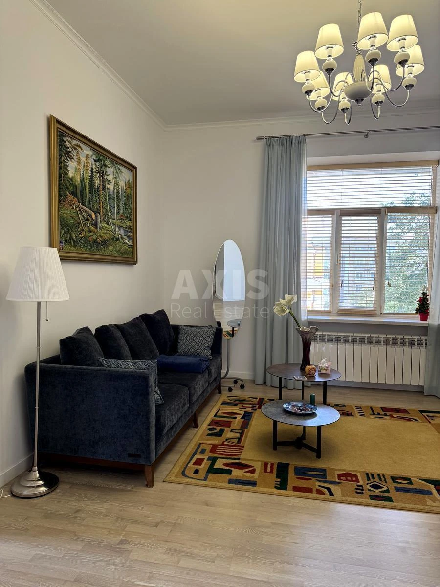 4k apartment vul. Kost'ol'na 15687187