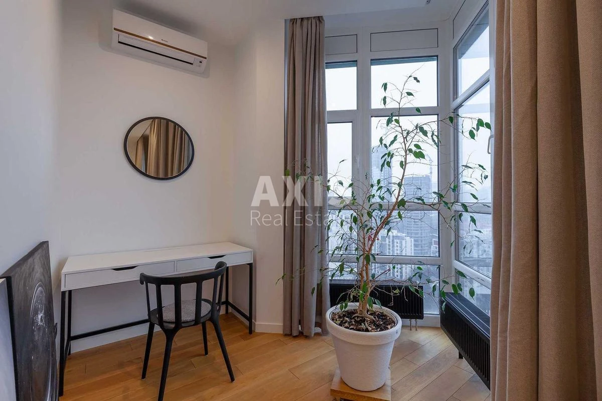 4k apartment vul. Saperne Pole 14/55391036