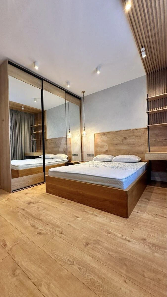 House vul. Vynogradna, 215m2, Kyiv city6919614