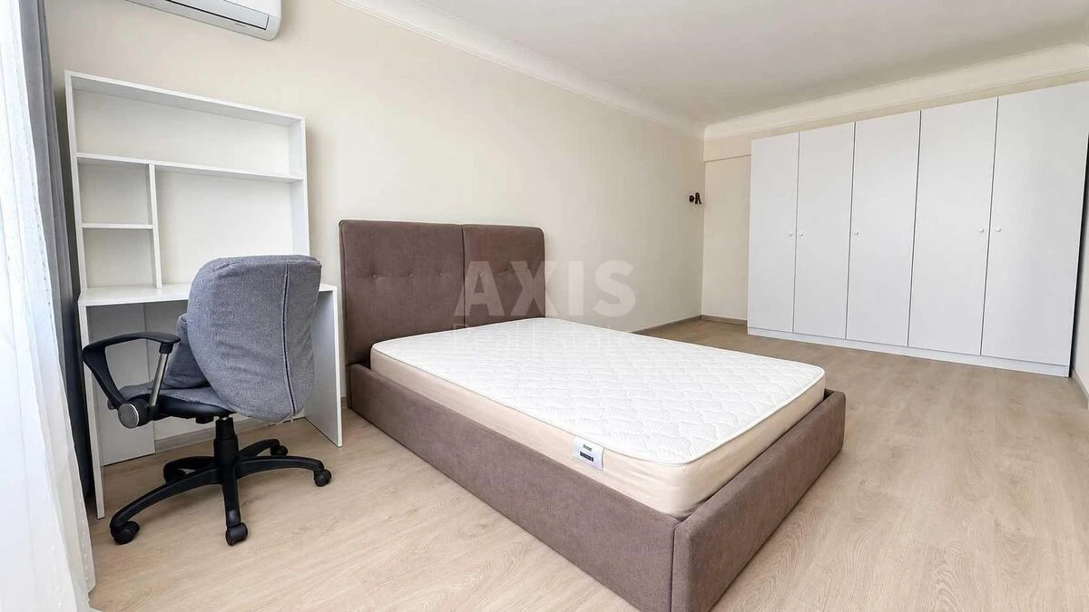 1k apartment vul. Jurkivs'ka 18711173