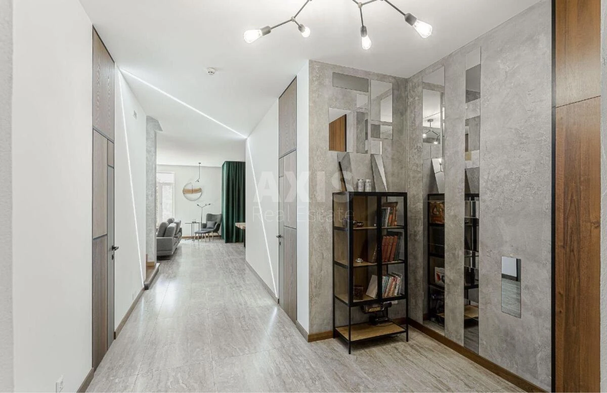 House vul. Red'chyns'ka, 350m2, Kyiv city477696