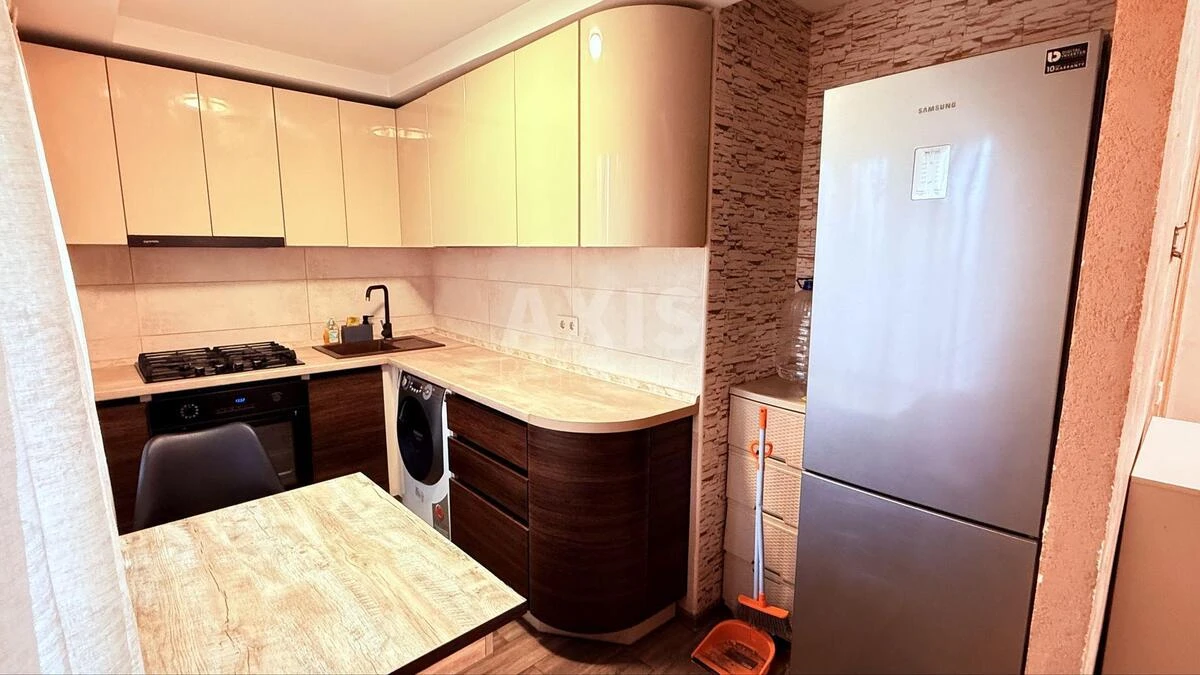 2k apartment pr-t Berestejskij 88/269060