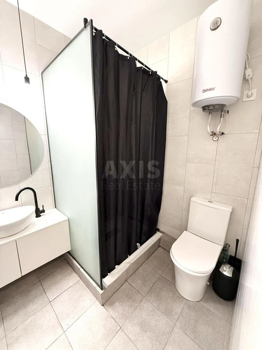 1k apartment vul. Novoukrai'ns'ka 24А7094210