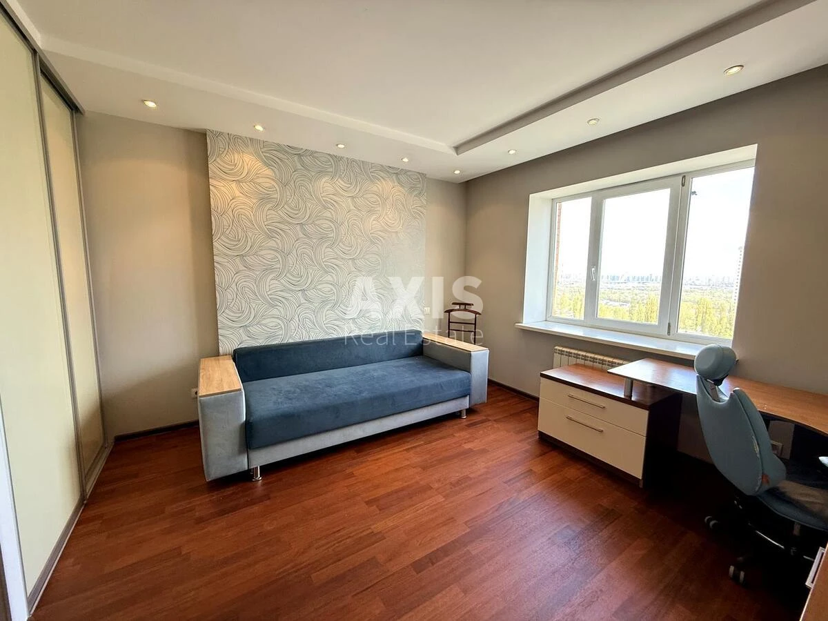 4k apartment pr-t Nauky 62A688549