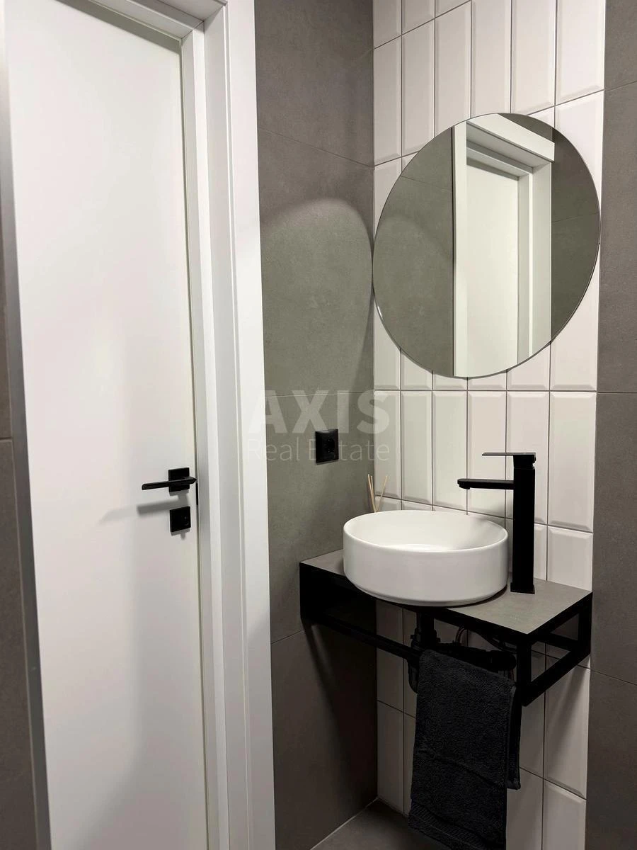 1k apartment pr-t Leonida Kadenyuka 9689408