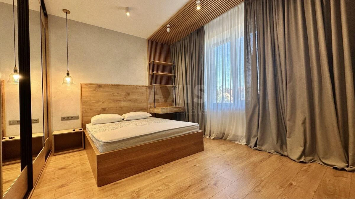 House vul. Vynogradna, 215m2, Kyiv city6919613