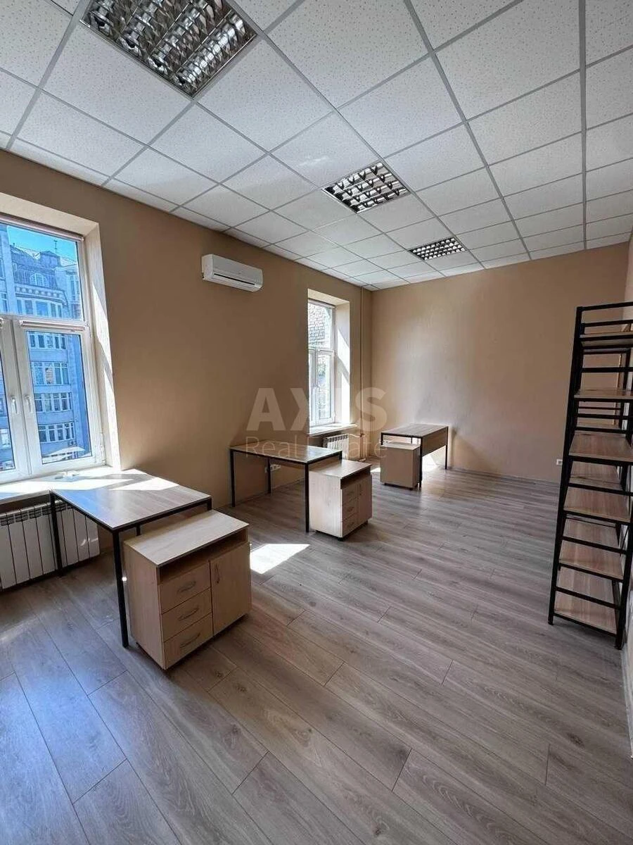 Office vul. Oleksandra Konyskoho 82, 280m2700673