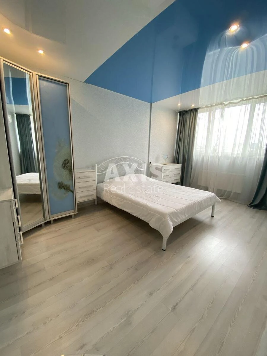 2k apartment vul. Mel'nykova fifty-one B686336