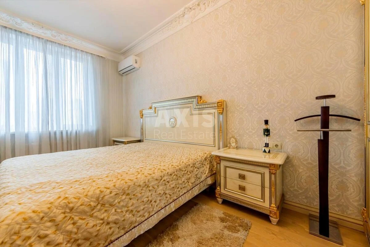 1k apartment nab. Dniprovs'ka 14А689154