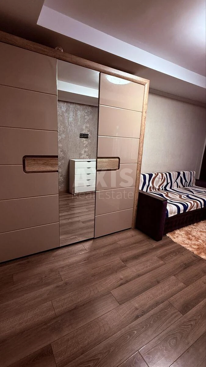 2k apartment pr-t Berestejskij 88/2690603