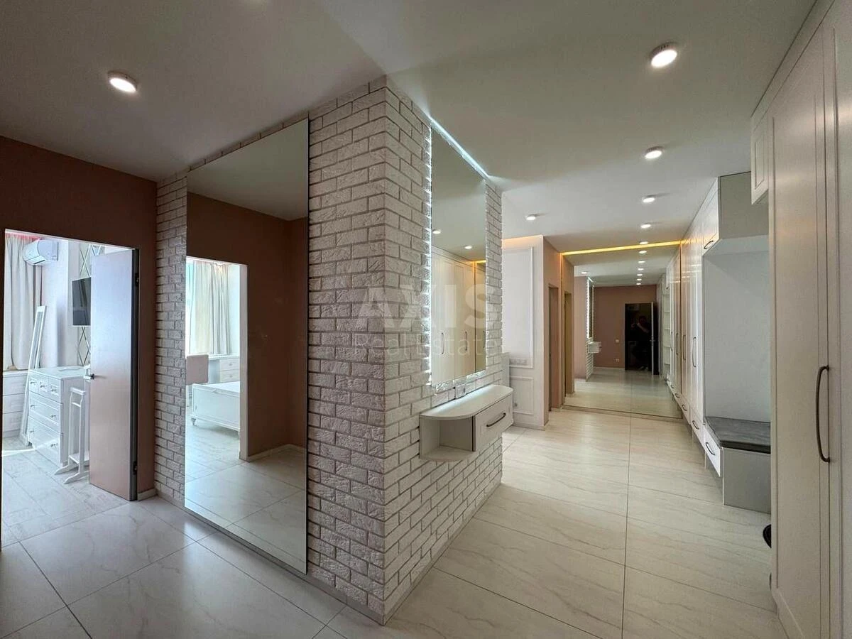 2k apartment vul. Kudri Ivana 3А684085