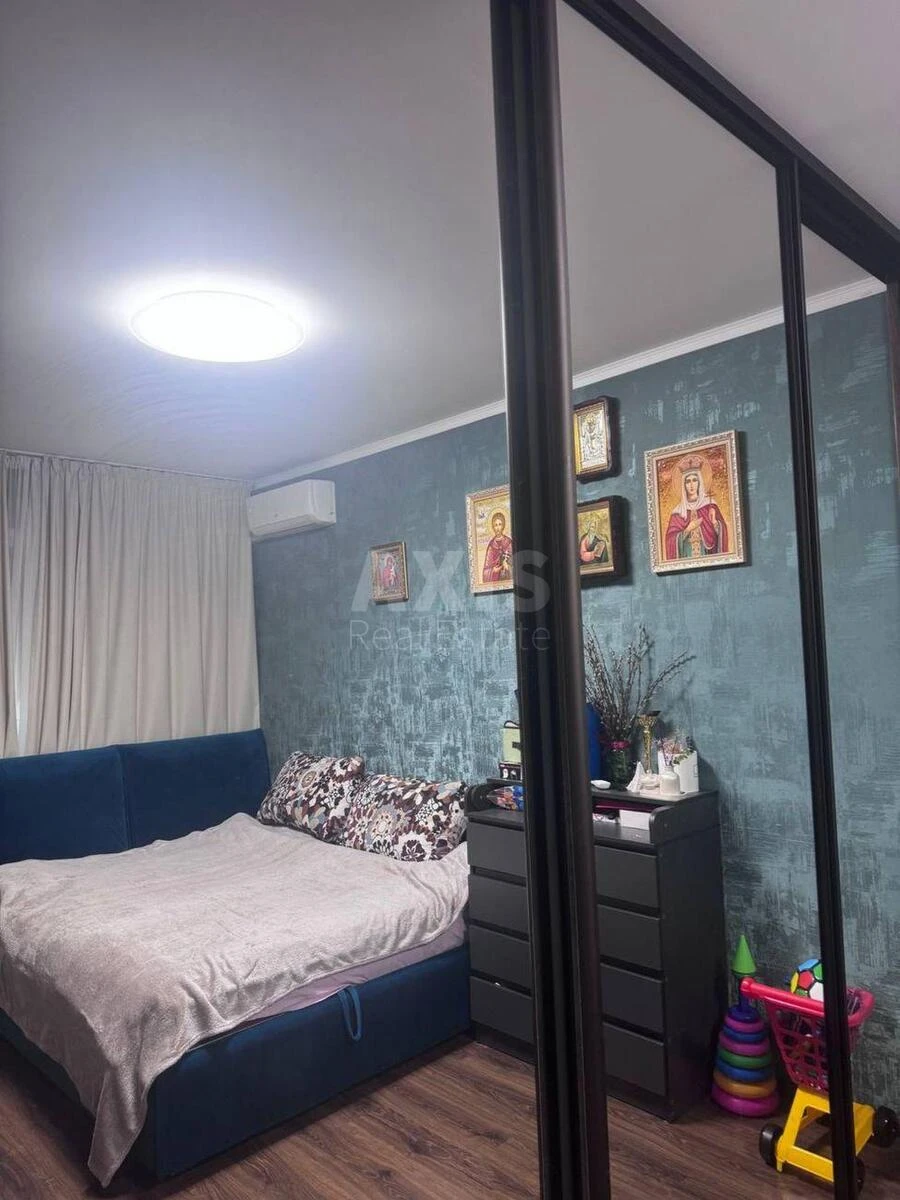 1k apartment vul. Novopol'ova 2711082