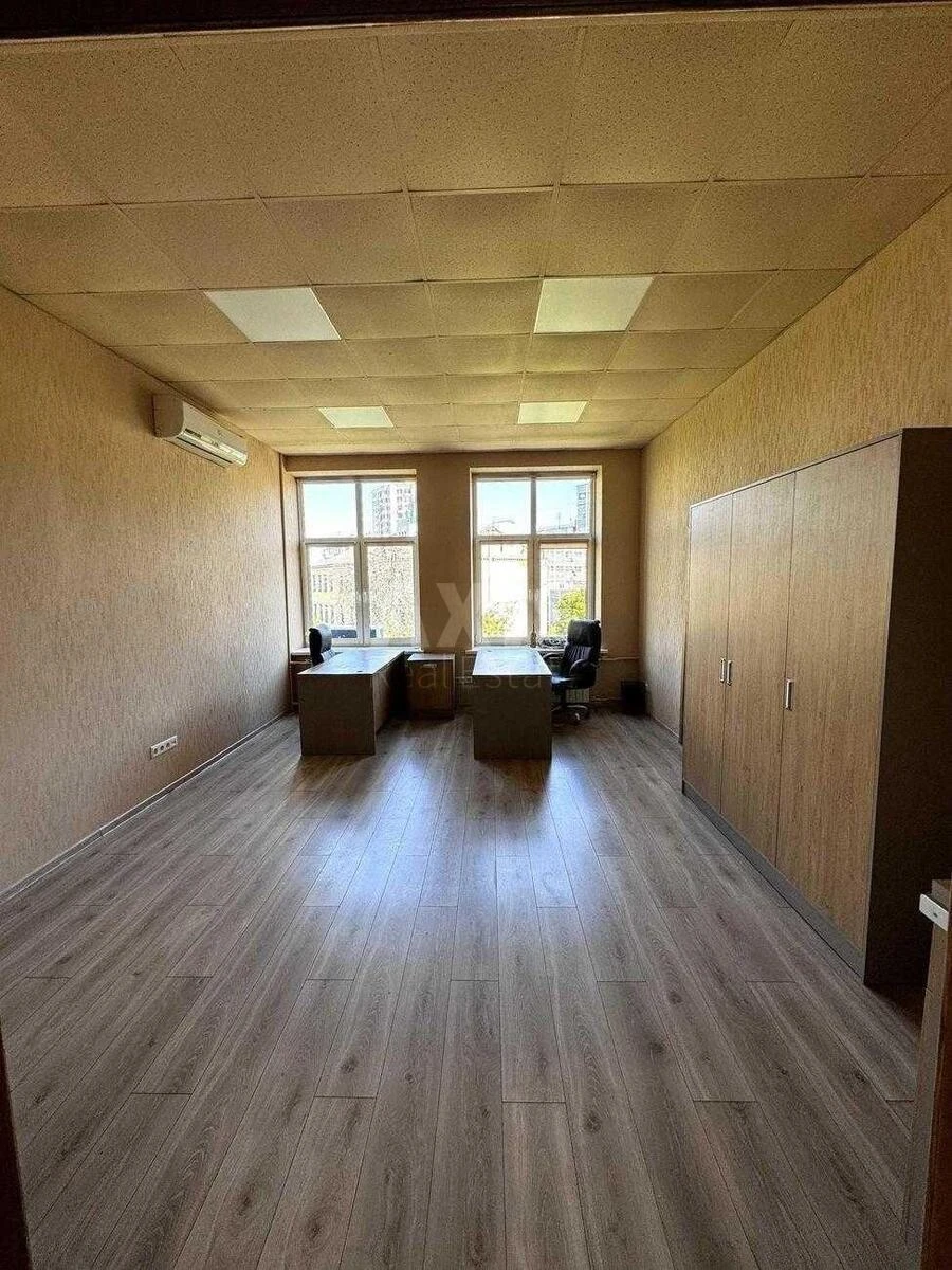 Office vul. Oleksandra Konyskoho 82, 280m2700675