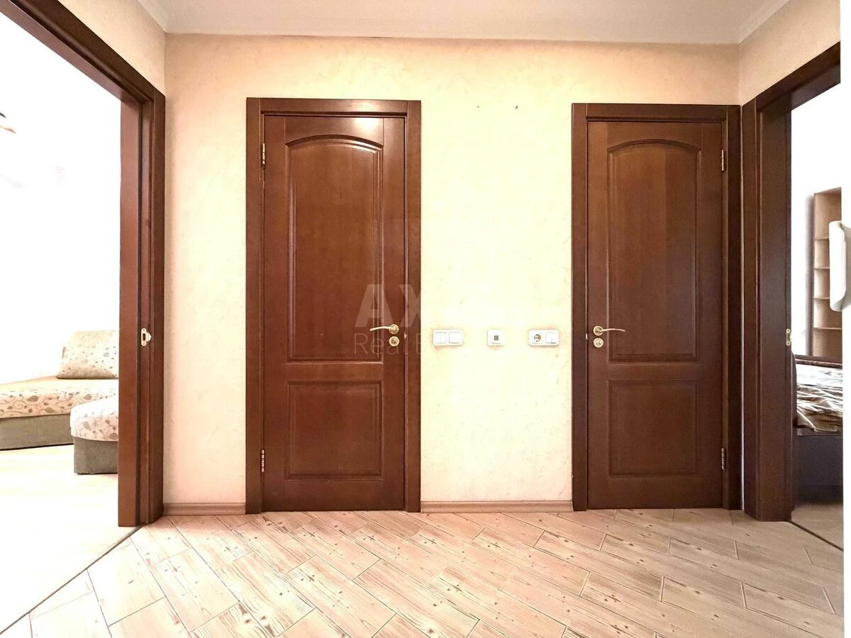 3k apartment vul. Pancha Petra 76908317