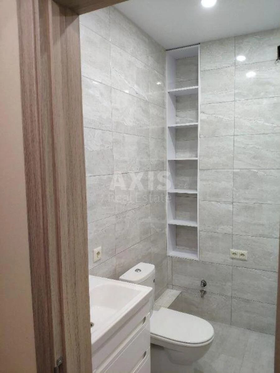 1k apartment vul. Radystiv 32685538