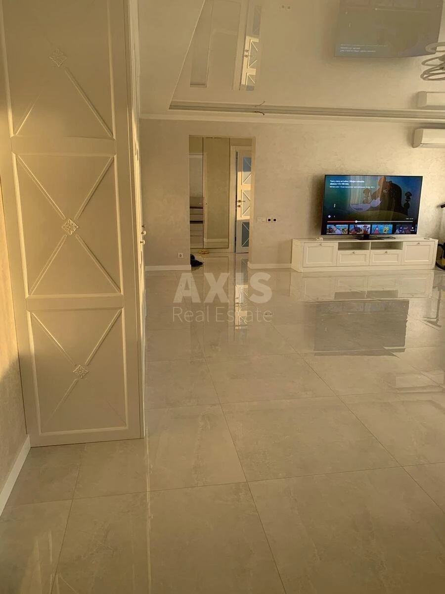 5k apartment vul. Levka Lukyanenka 13А676942