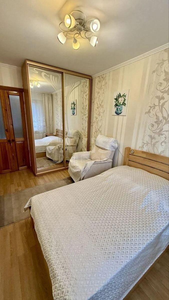 2к квартира ул. Малышко Андрея 3691423