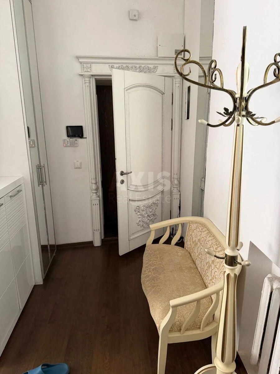 2k apartment vul. Volodymyrs'ka 7718868