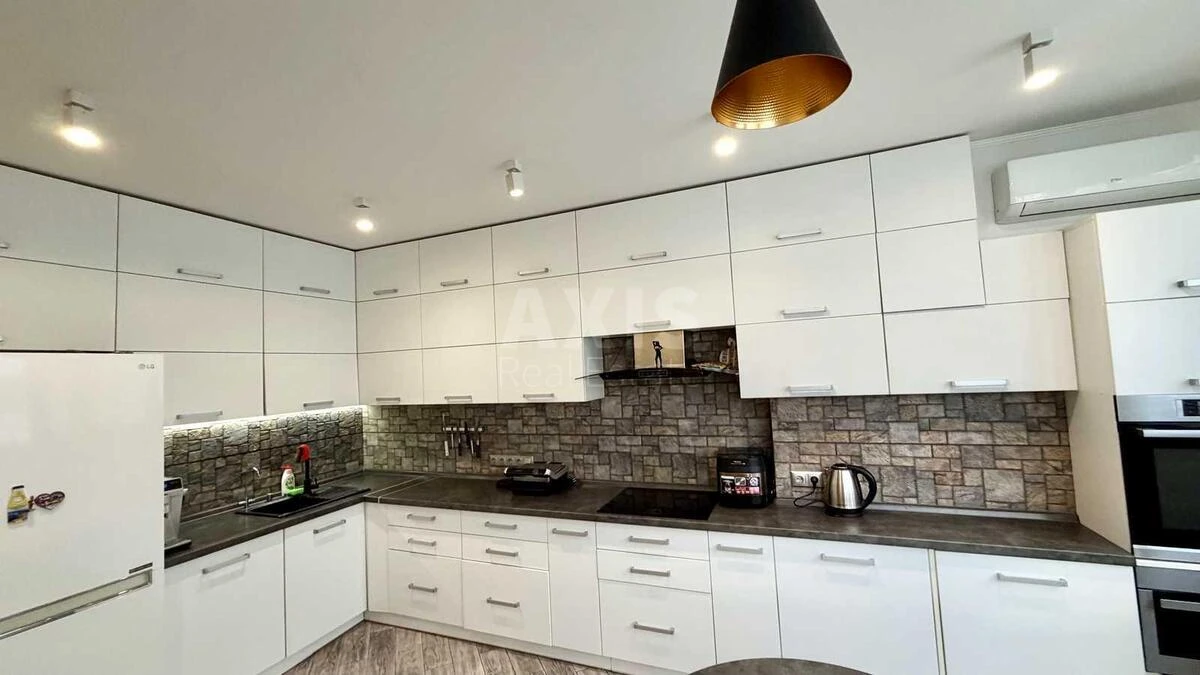3k apartment vul. Oleny Pchilky 8713533