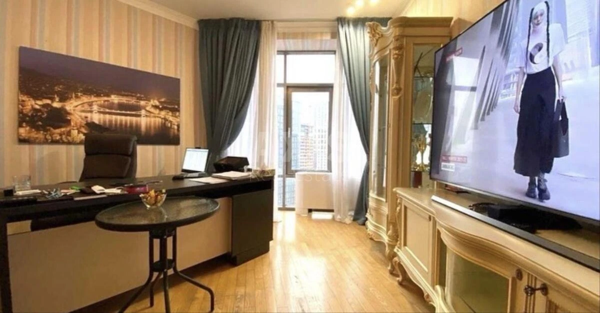 Office vul. Velyka Vasyl'kivs'ka 72, 180m2699514